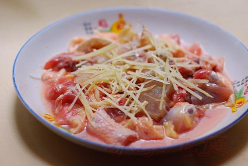 咸鱼蒸鸡的做法