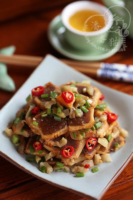 榨菜拌月饼的做法