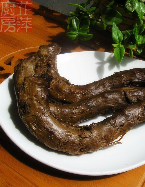 香辣鸭脖的做法