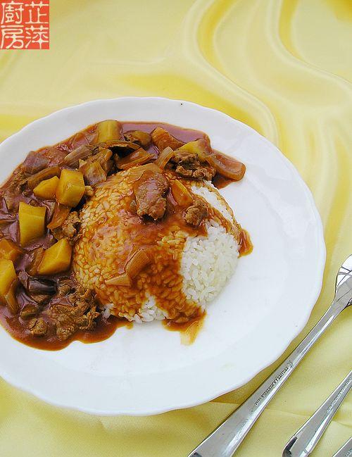番茄红烩牛肉盖饭的做法