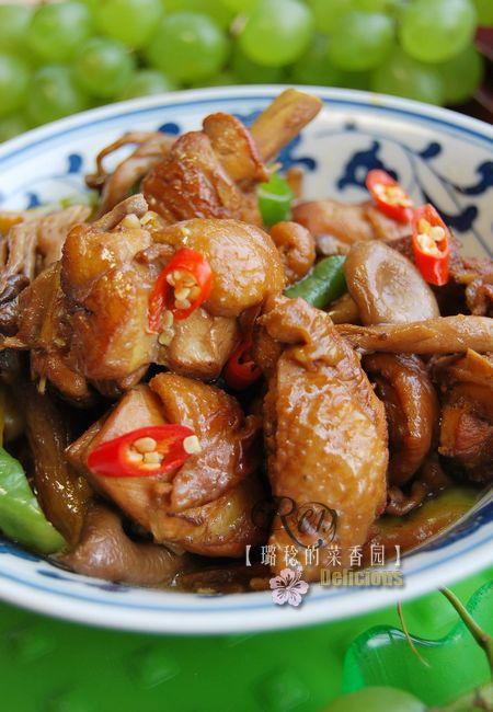 张家界野生菌烧鸡的做法