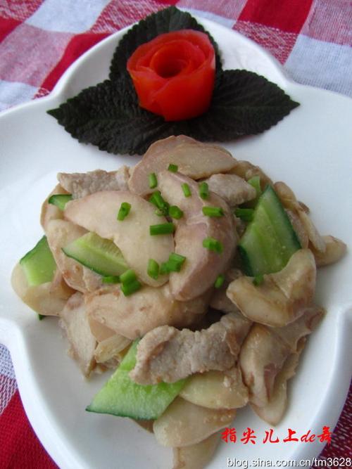 菱角炒肉片的做法