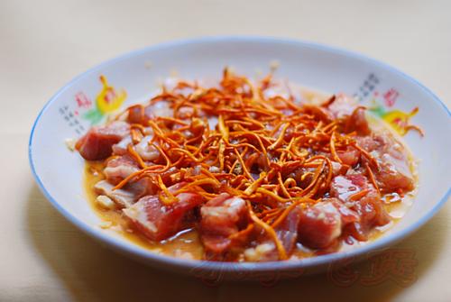 ��ݻ����Źǵ�����