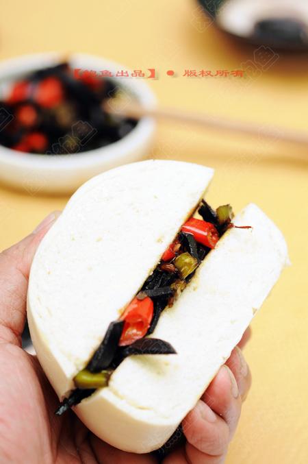 玫瑰大头菜炒辣椒的做法