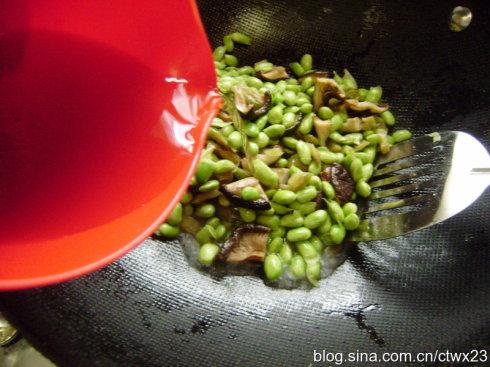 毛豆榨菜炒香菇的做法