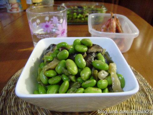 毛豆榨菜炒香菇的做法