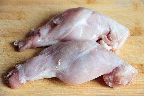 辣椒豇豆吵兔肉的做法