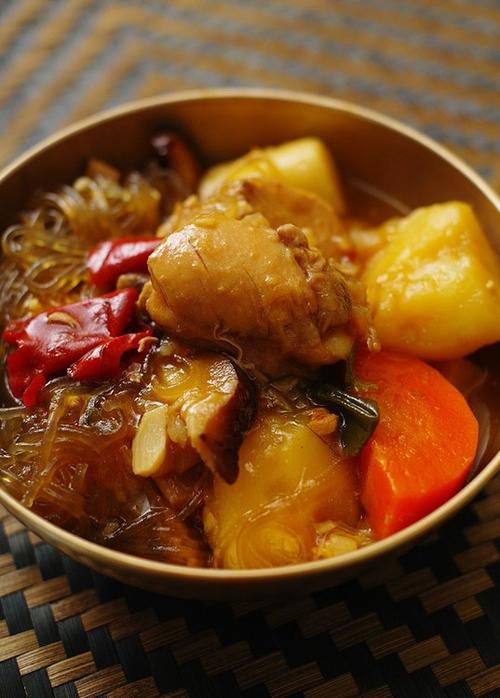 韩国安东炖鸡的做法