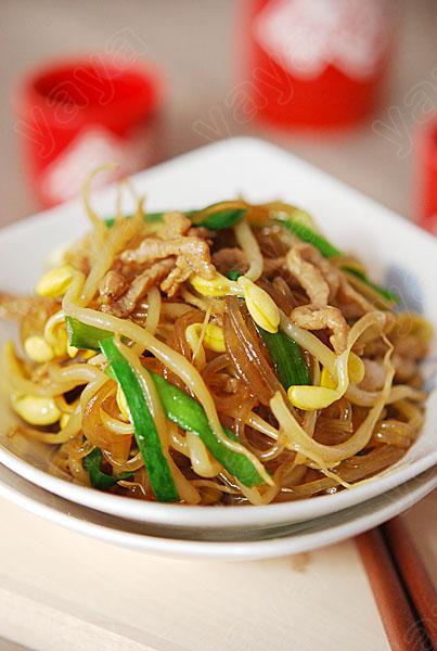 黄豆芽炒粉条的做法