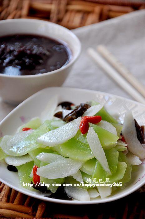 木耳杂蔬小炒的做法