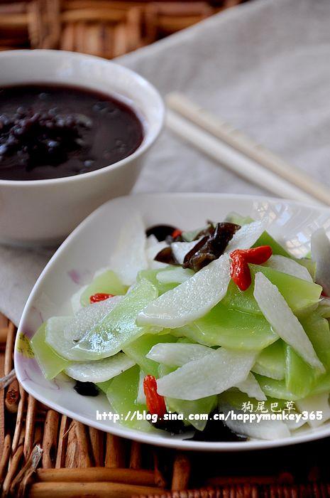 木耳杂蔬小炒的做法