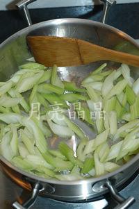 西芹百合的做法