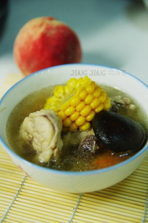 玉米炖鸡汤的做法