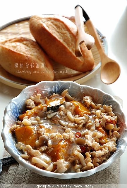 蘑菇盖浇炸蒸南瓜的做法