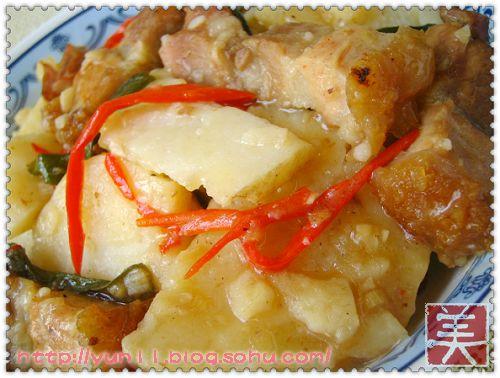 烧肉山药煲的做法