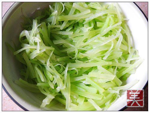 麻油莴笋丝的做法