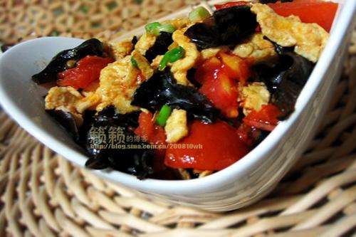 黑木耳番茄炒鸡蛋的做法