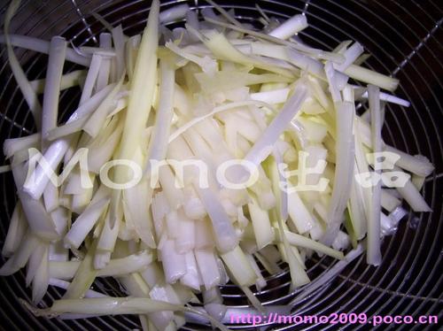 韭黄炒鸡丝的做法