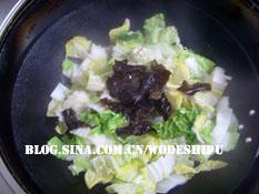 黑木耳炒大白菜的做法