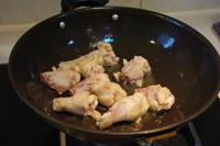 啤酒酱香翅的做法