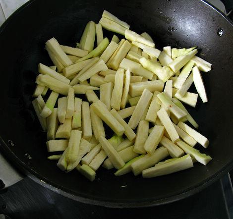 油焖茭白的做法