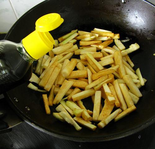 油焖茭白的做法