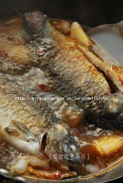 鲫鱼荷包煎蛋的做法