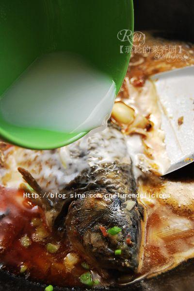 鲫鱼荷包煎蛋的做法