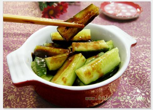 蘸酱腌黄瓜的做法