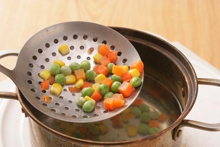 鲜芒什蔬鲜虾沙拉和绿豆沙拉的做法