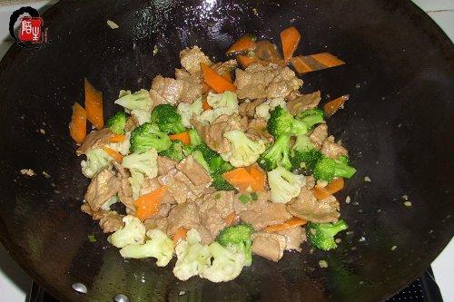 花菜炒牛肉的做法