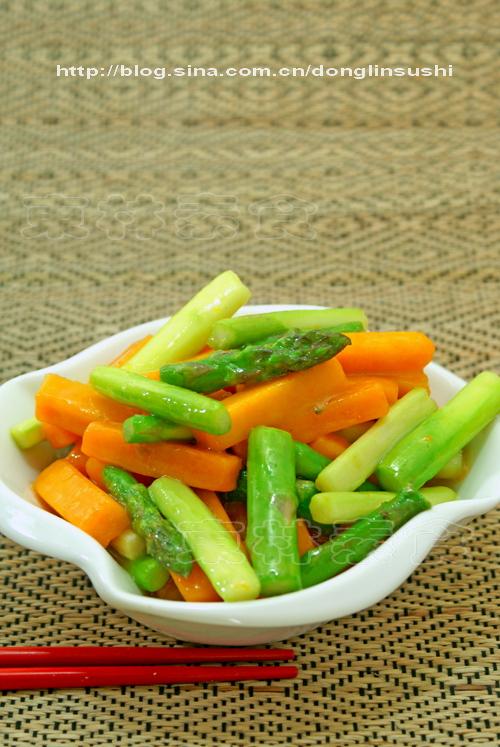 南瓜炒芦笋的做法