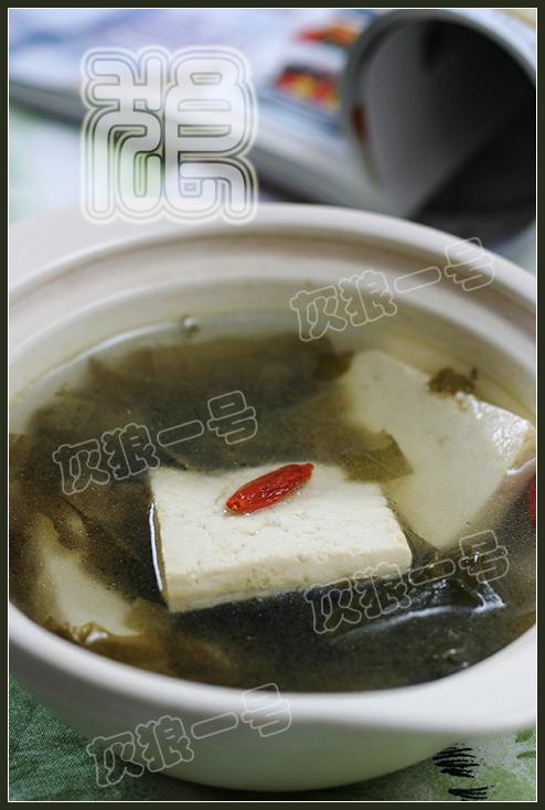 雪菜豆腐汤的做法