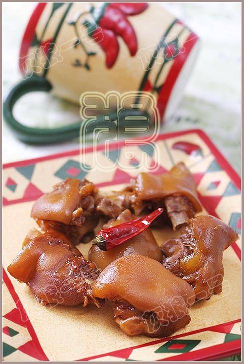 麻辣蹄膀的做法