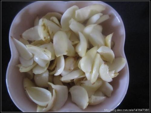 百合龙眼汤的做法