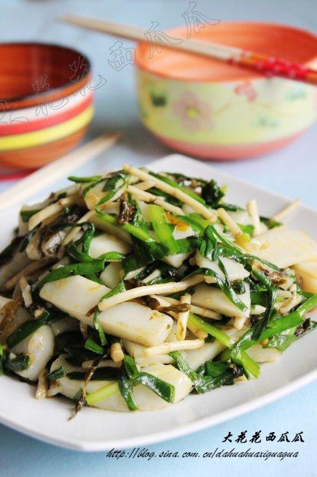 折耳根炒饵块的做法