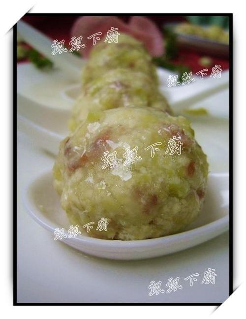 蚕豆火腿球的做法