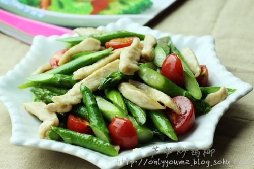 芦笋炒鸡柳的做法