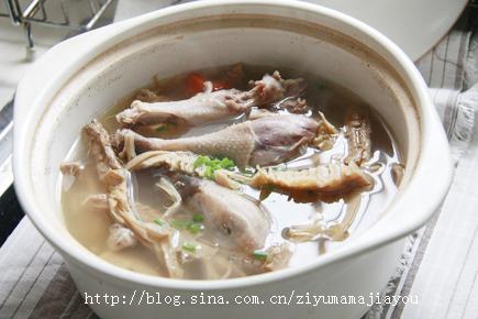 笋干老鸭煲的做法