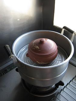 云南汽锅鸡的做法