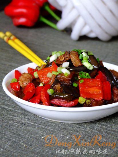 咸鱼肉丁烧茄子的做法