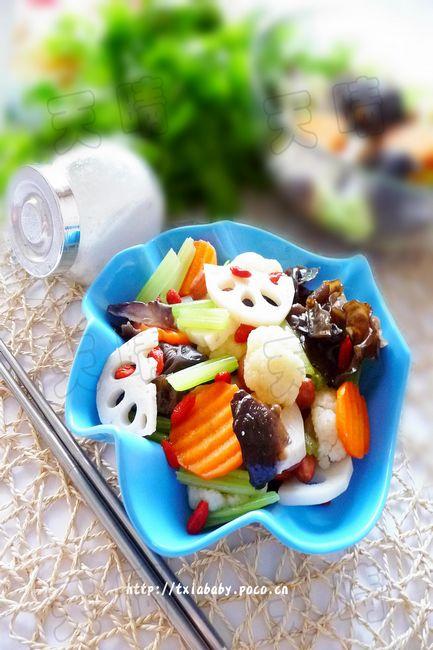 爽口凉拌杂蔬的做法