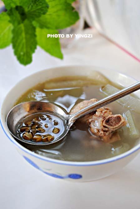 冬瓜绿豆排骨汤的做法