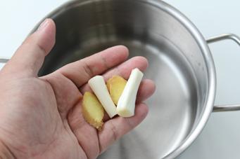 ��˿ާ���۵�����