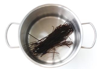 ��˿ާ���۵�����