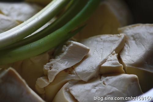 大葱烧豆腐的做法