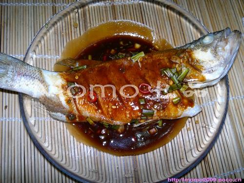 泰式鲈鱼的做法