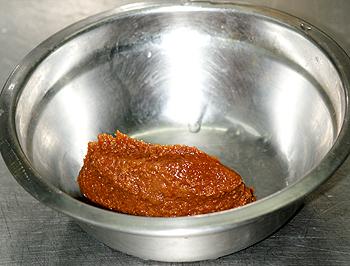 味噌秋葵烩山药的做法