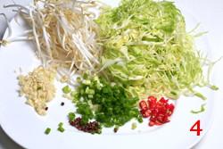 家常肉丝炒饼的做法