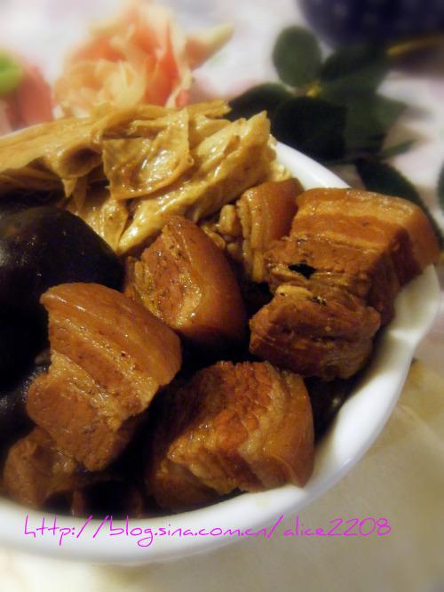 腐竹香菇红烧肉的做法